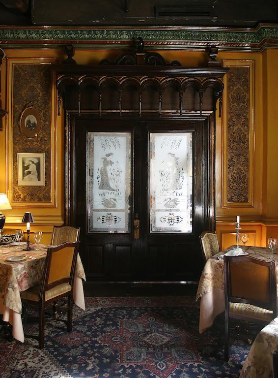 Hotel Pierre Du Calvet Montréal Extérieur photo