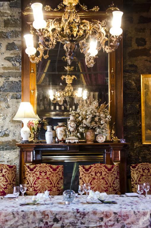 Hotel Pierre Du Calvet Montréal Extérieur photo